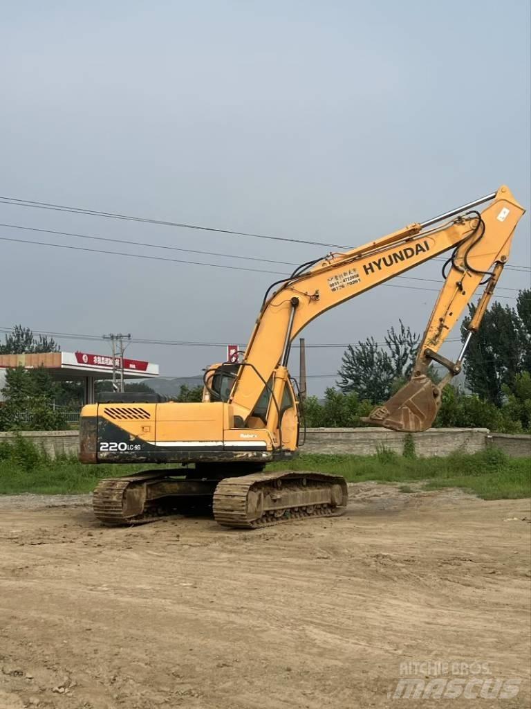 Hyundai R220-9S Bageri guseničari