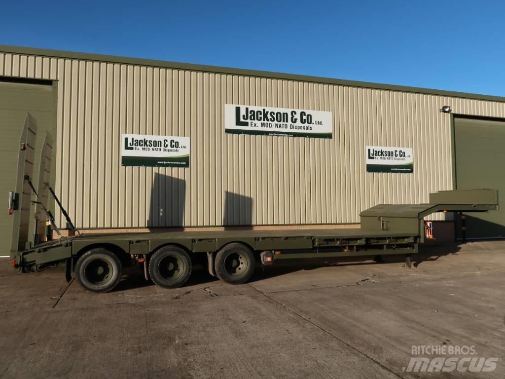 Broshuis E2130 Poluprikolice labudice
