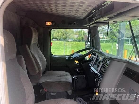 Kenworth W900B Tegljači