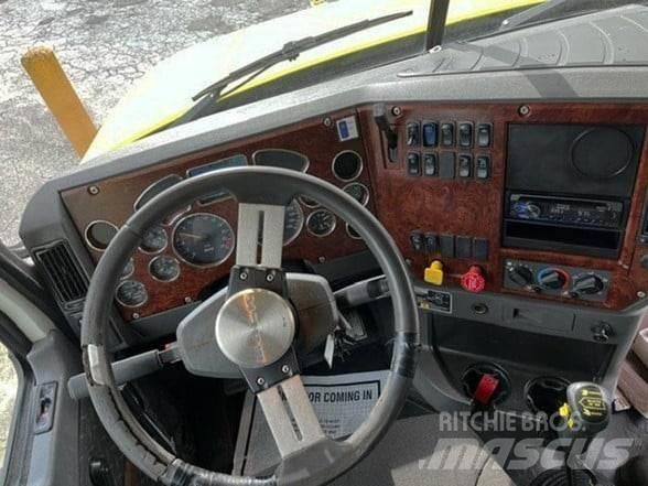 Mack GRANITE GU713 Kiperi kamioni