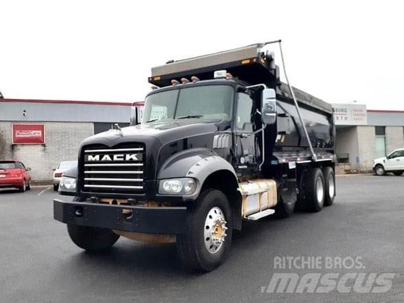 Mack GRANITE GU713 Kiperi kamioni