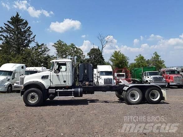 Mack GRANITE GU713 Tegljači