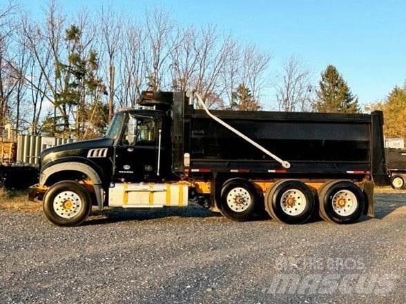 Mack GRANITE GU713 Kiperi kamioni