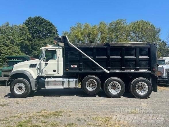 Mack GRANITE GU713 Kiperi kamioni