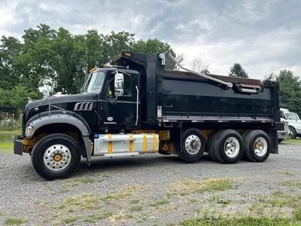 Mack GRANITE GU713 Kiperi kamioni