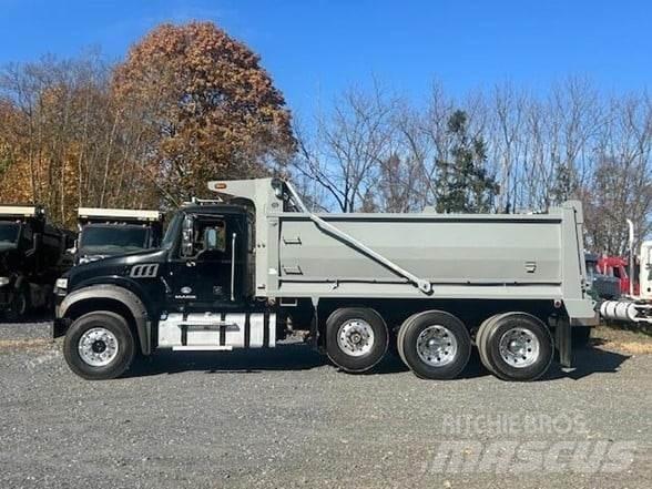 Mack GRANITE GU713 Kiperi kamioni
