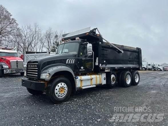 Mack GRANITE GU713 Kiperi kamioni