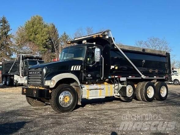 Mack GRANITE GU713 Kiperi kamioni