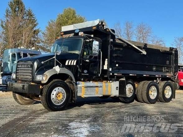Mack GRANITE GU713 Kiperi kamioni