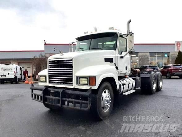 Mack PINNACLE CHU613 Tegljači