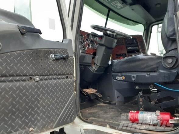 Mack PINNACLE CHU613 Tegljači