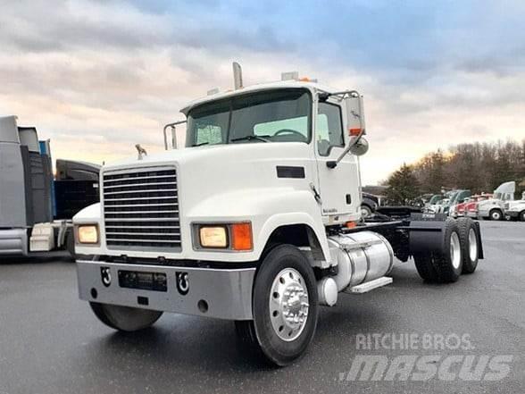 Mack PINNACLE CHU613 Tegljači