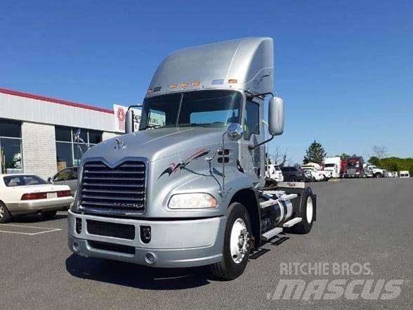 Mack PINNACLE CXU612 Tegljači