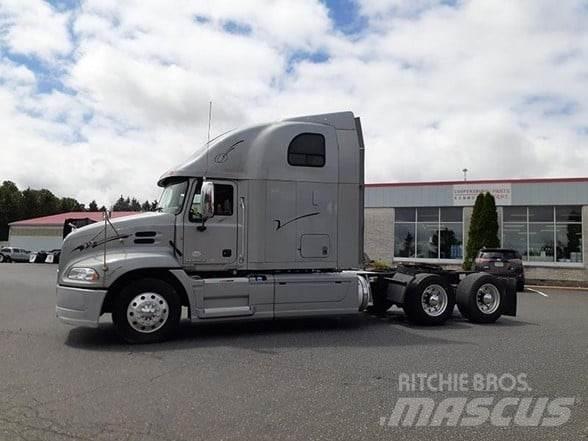 Mack PINNACLE CXU613 Tegljači