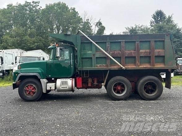 Mack RD688SX Kiperi kamioni