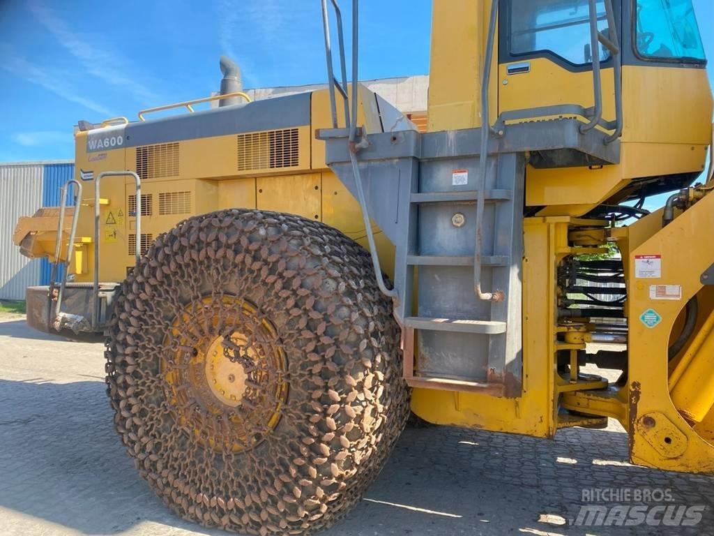Komatsu WA 600-3 Utovarivači na točkove