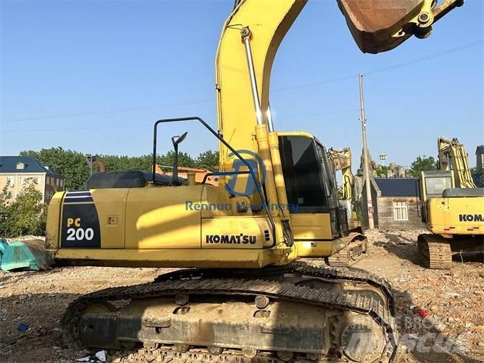 Komatsu PC200-8 Bageri guseničari