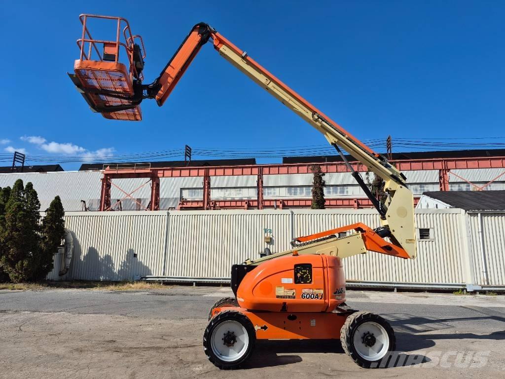 JLG 600 AJ Zglobne podizne platforme