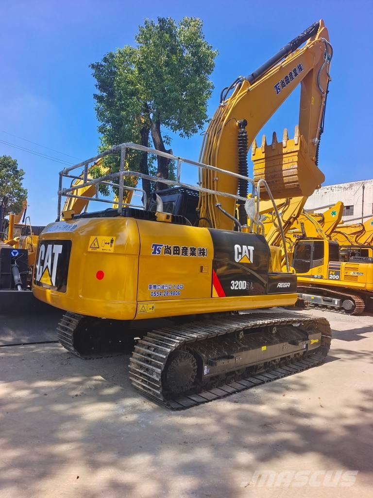 CAT 320 D2 Bageri guseničari