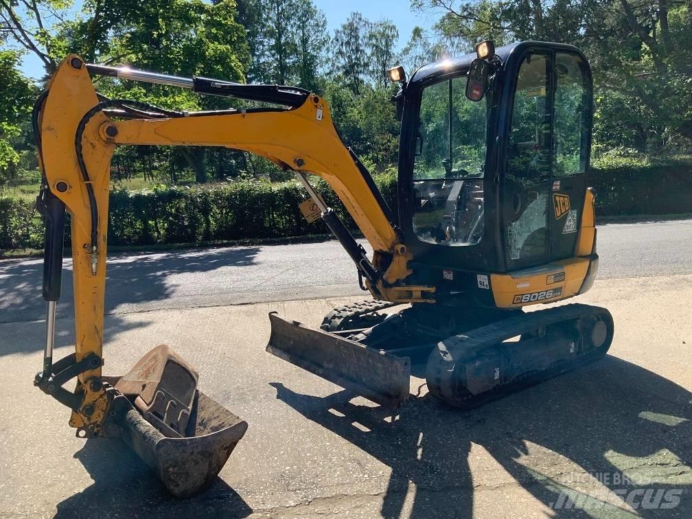 JCB 8026 CTS Mini bageri < 7t