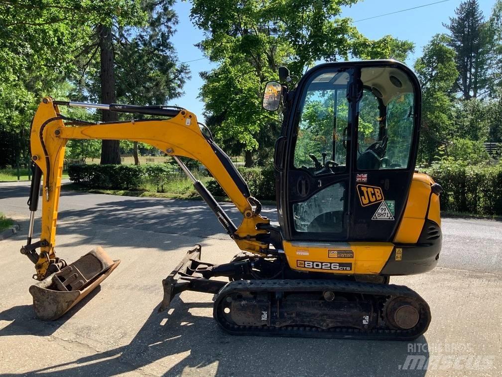 JCB 8026 CTS Mini bageri < 7t