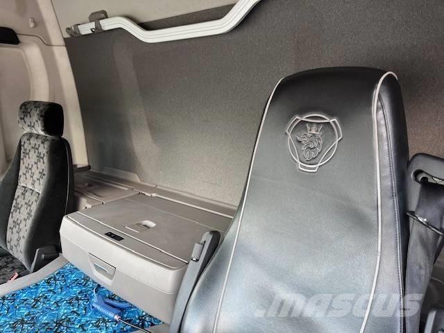 Scania P 370 Kamioni sa ciradom