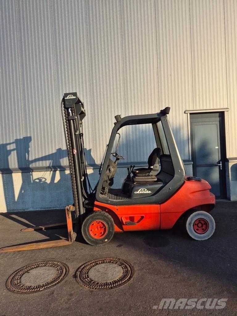 Linde h30D Dizelski viljuškari