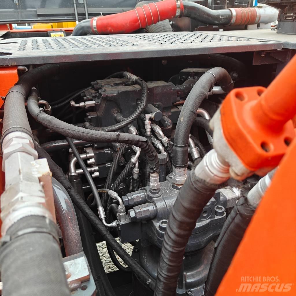 Doosan DX225LC-9C Bageri guseničari