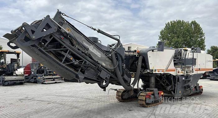 Wirtgen W 220 Freze za asfalt