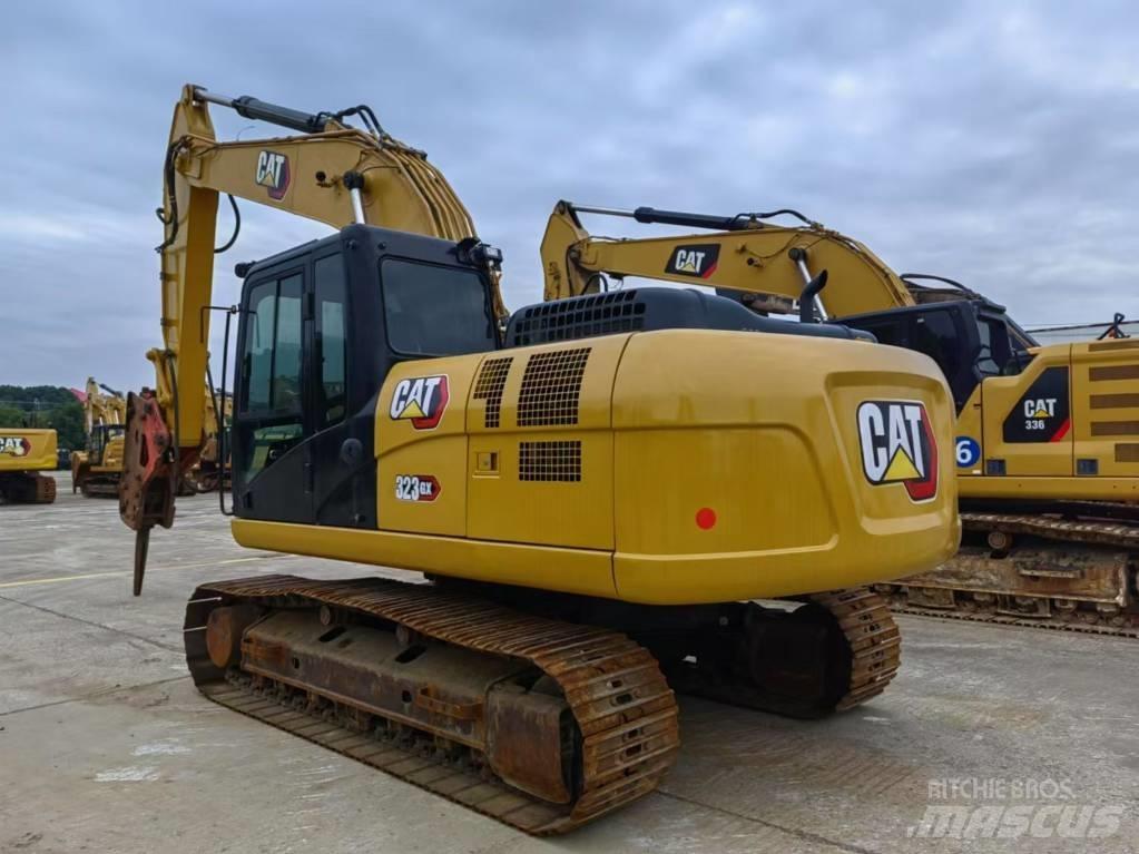 CAT CAT 323GX Bageri guseničari