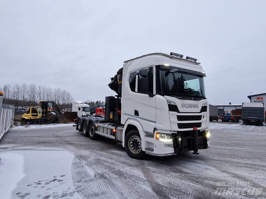 Scania R540 8x2 Rol kiper kamioni sa kukom za podizanje tereta