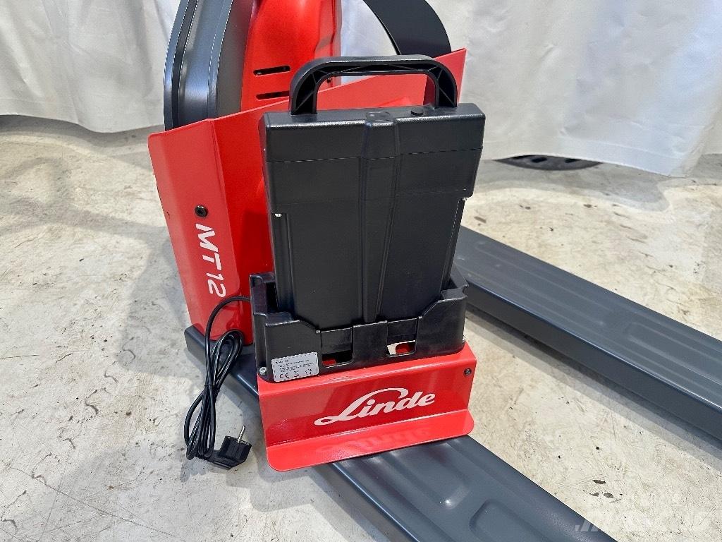 Linde MT 12 Nisko podizni električni viljuškar