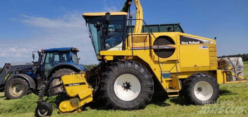 New Holland FX 40 Mašine za stočnu hranu sa sopstvenim pogonom