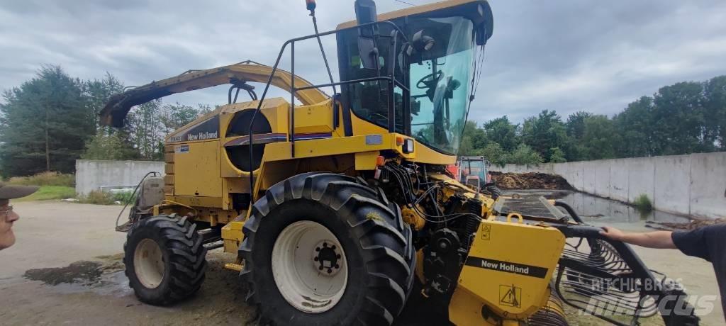 New Holland FX 40 Mašine za stočnu hranu sa sopstvenim pogonom