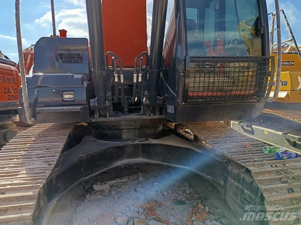 Hitachi ZX 200 Bageri guseničari