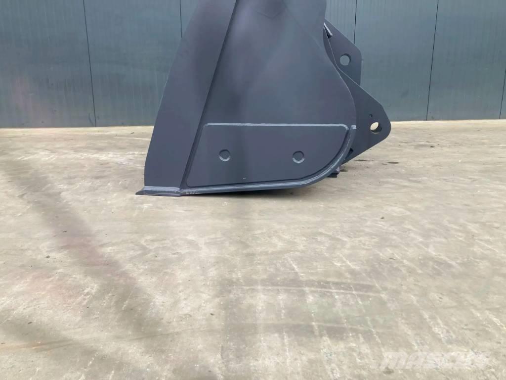 Volvo L90E Kašike / Korpe