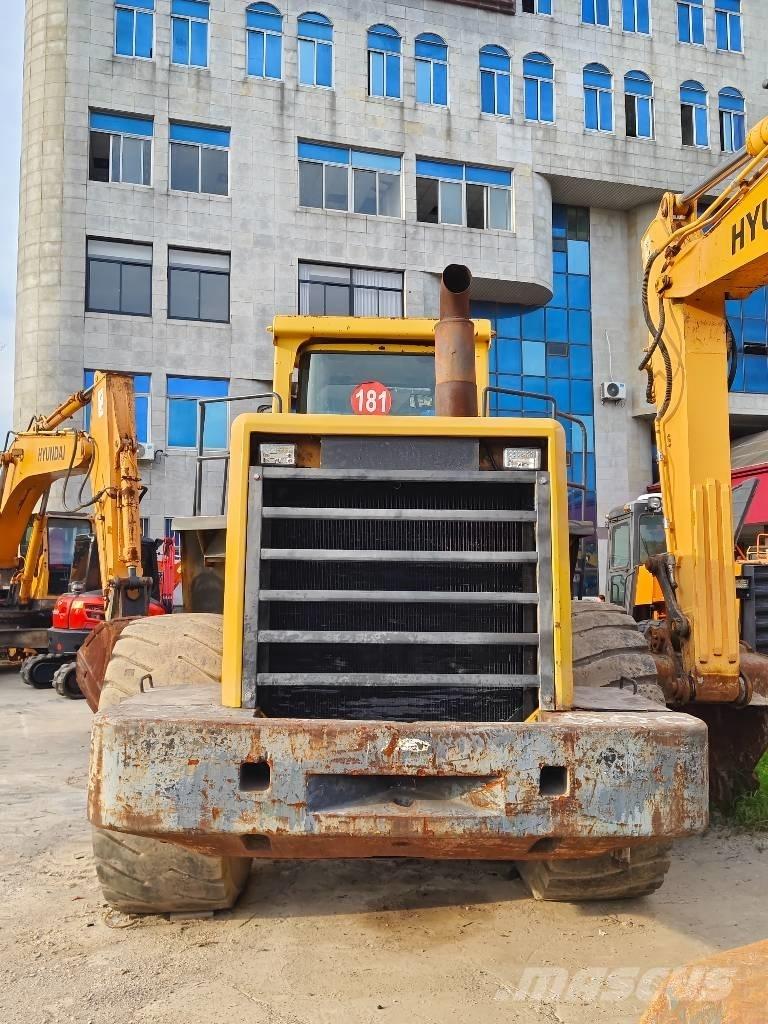 Komatsu WA 500 Utovarivači na točkove