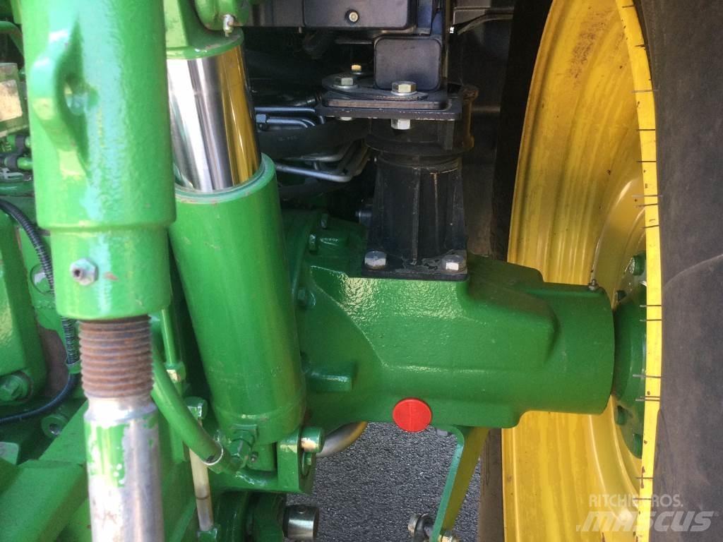 John Deere 6150R Traktori
