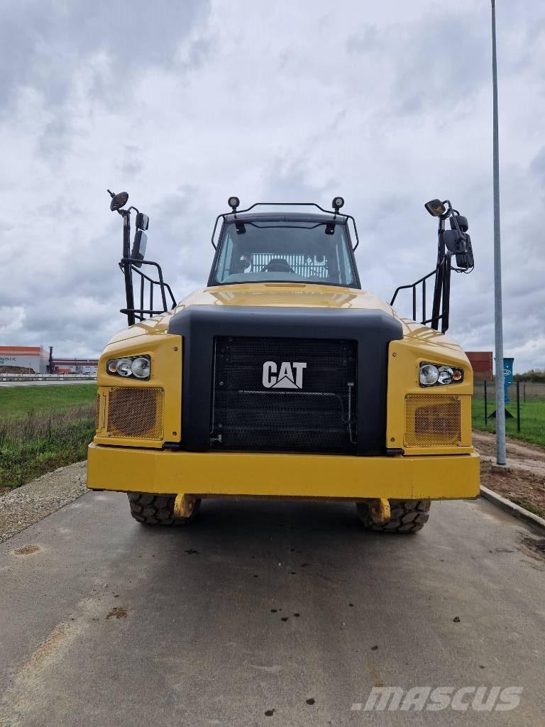 CAT 735C2 Zglobni damperi