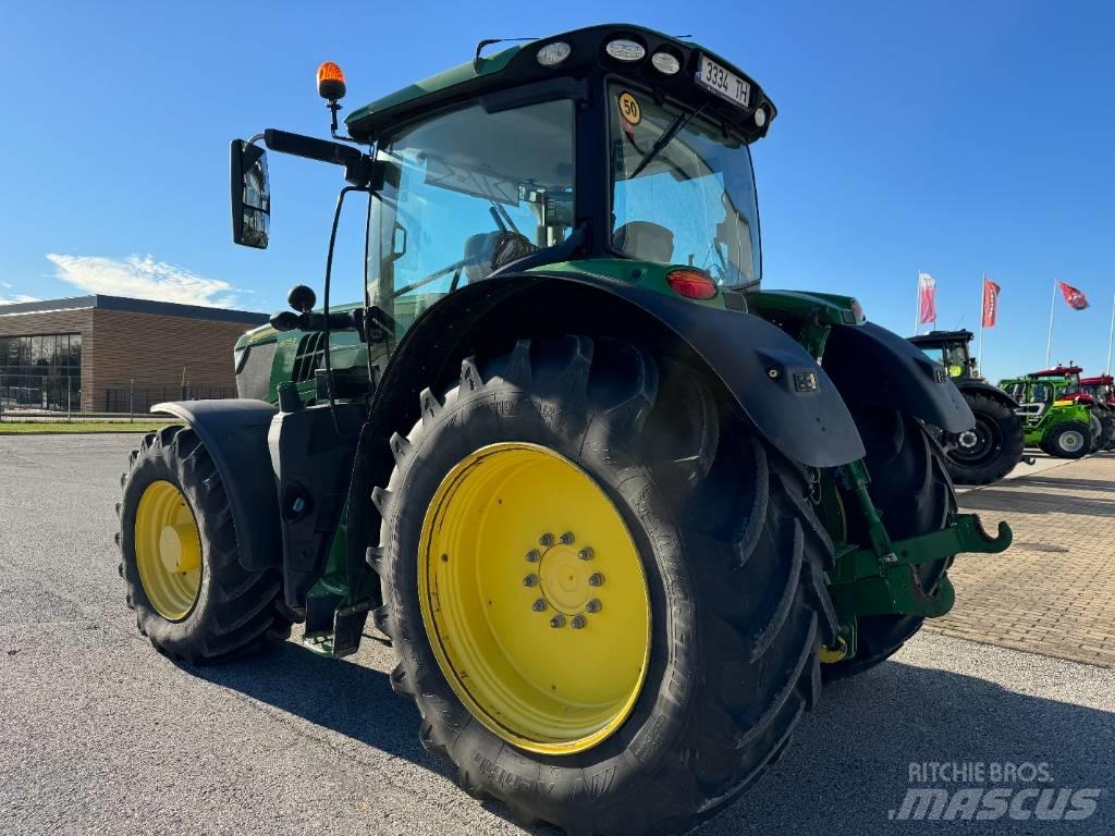 John Deere 6175 R Traktori