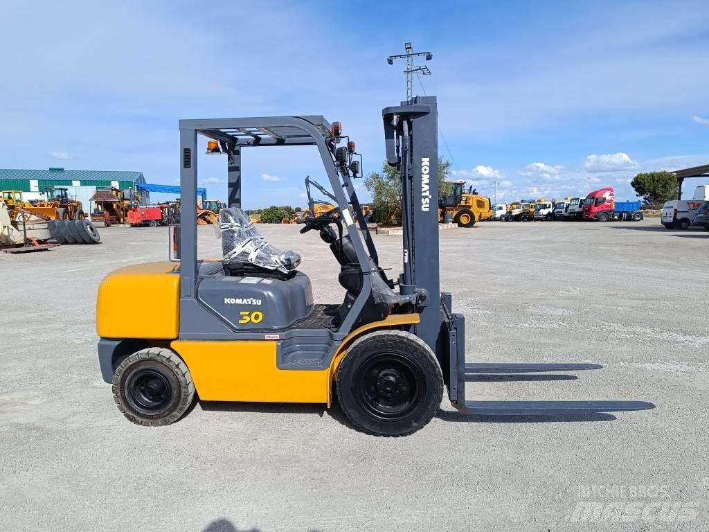 Komatsu FD30T-14 Viljuškari - ostalo