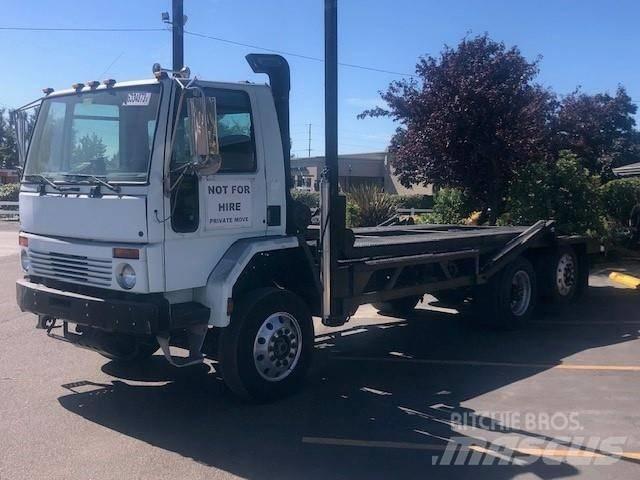 Sterling SC 8000 Autotransporteri