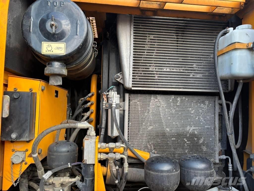 Hyundai 140W-7A Bageri točkaši