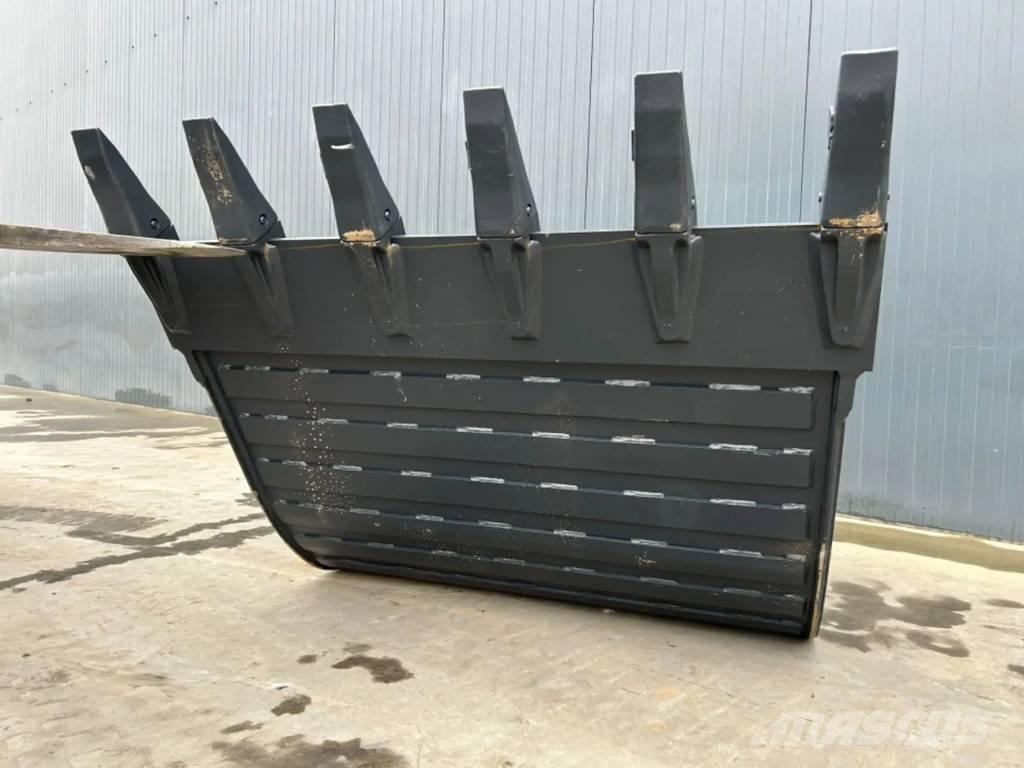 Hitachi ZX220 - 1.40m Kašike / Korpe