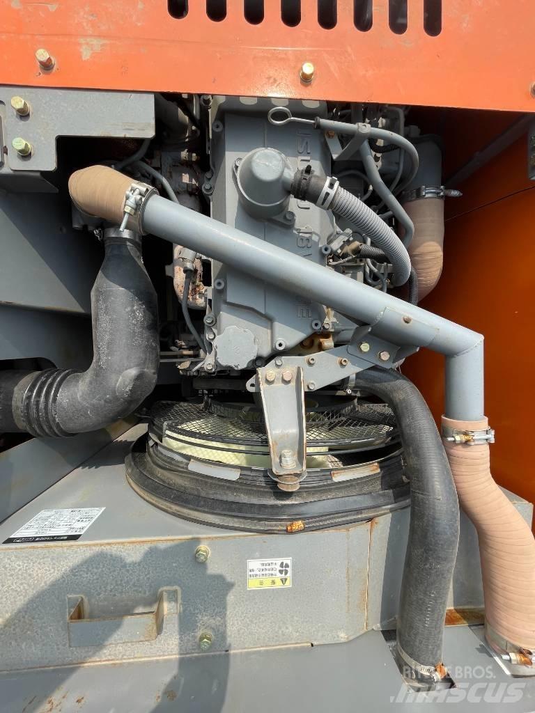 Hitachi ZX 200 Bageri guseničari