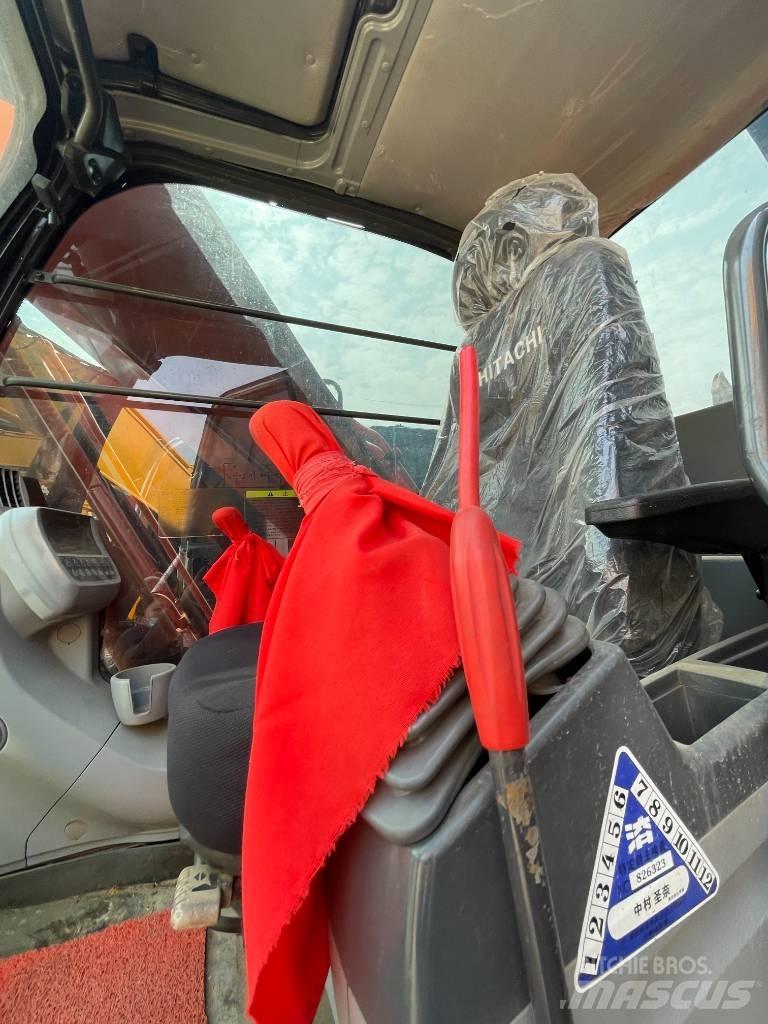 Hitachi ZX 200 Bageri guseničari