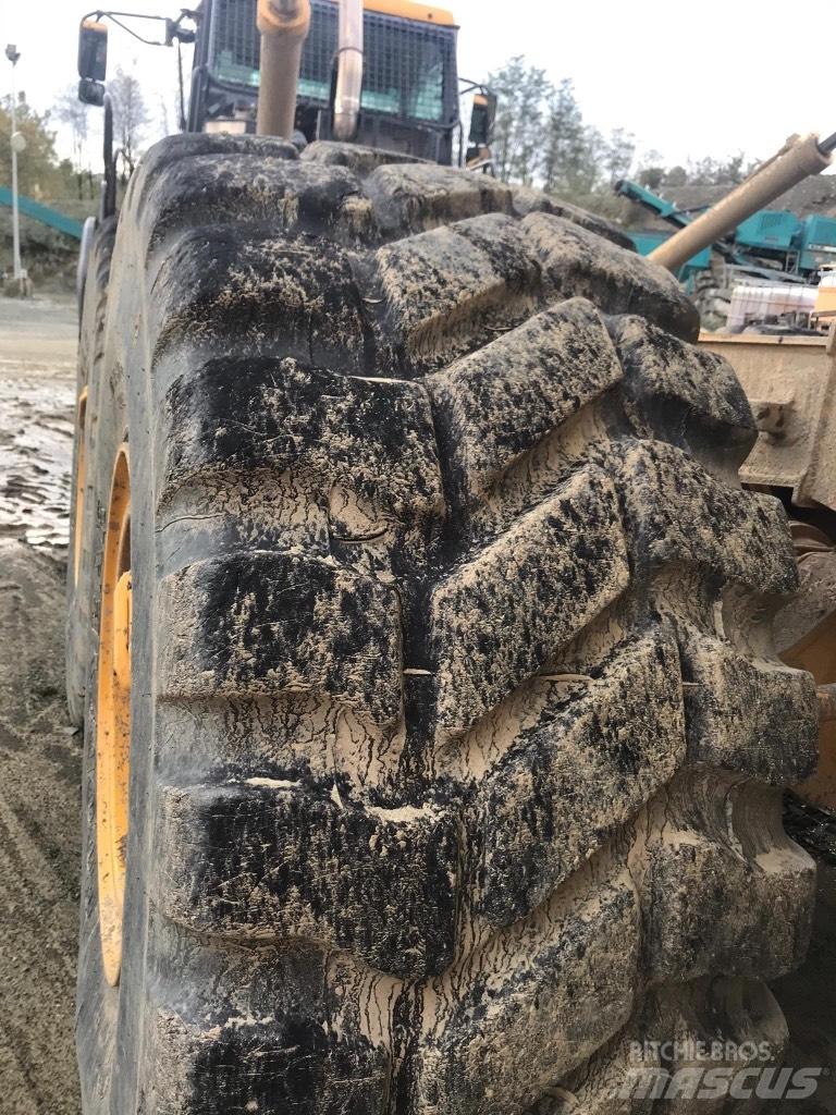 Bell B 30 E Zglobni damperi