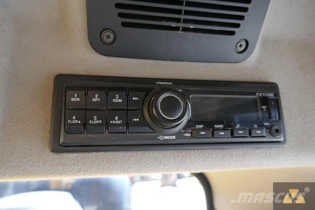 CAT 320FL Bageri guseničari