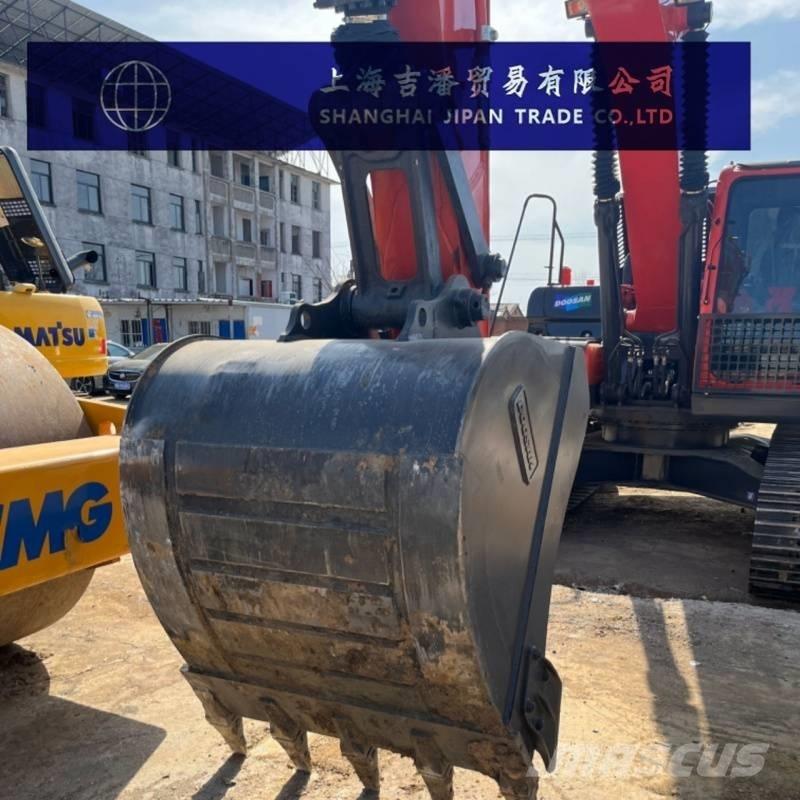 Doosan DX 225 LC Bageri guseničari