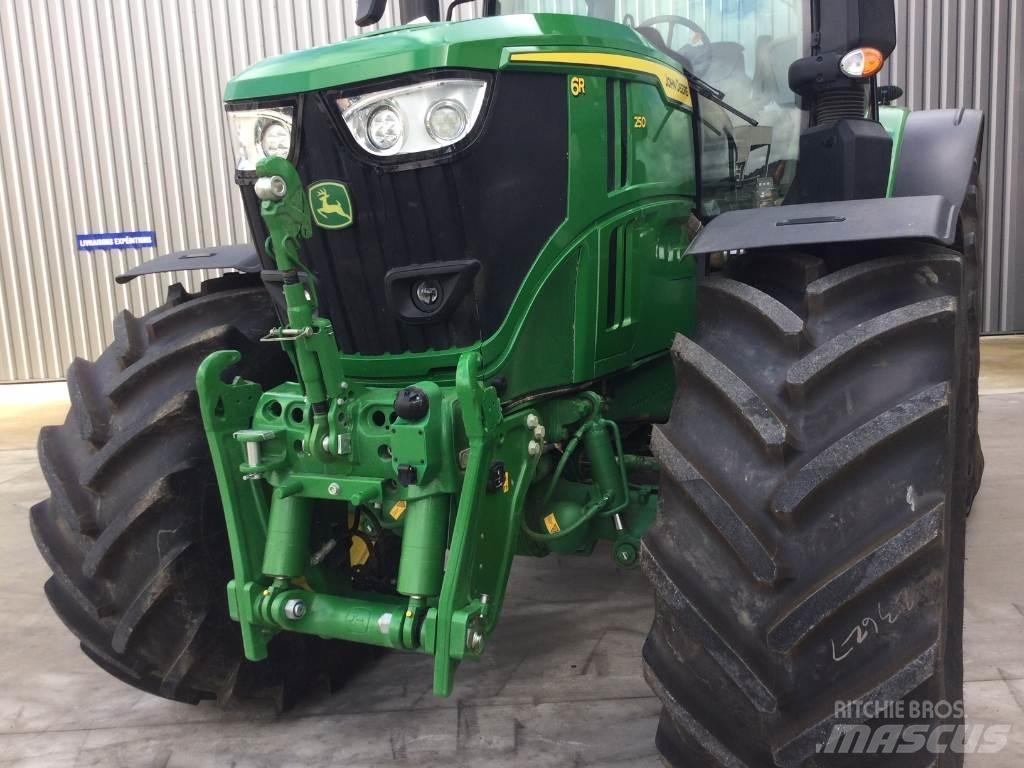 John Deere 6R250 Traktori